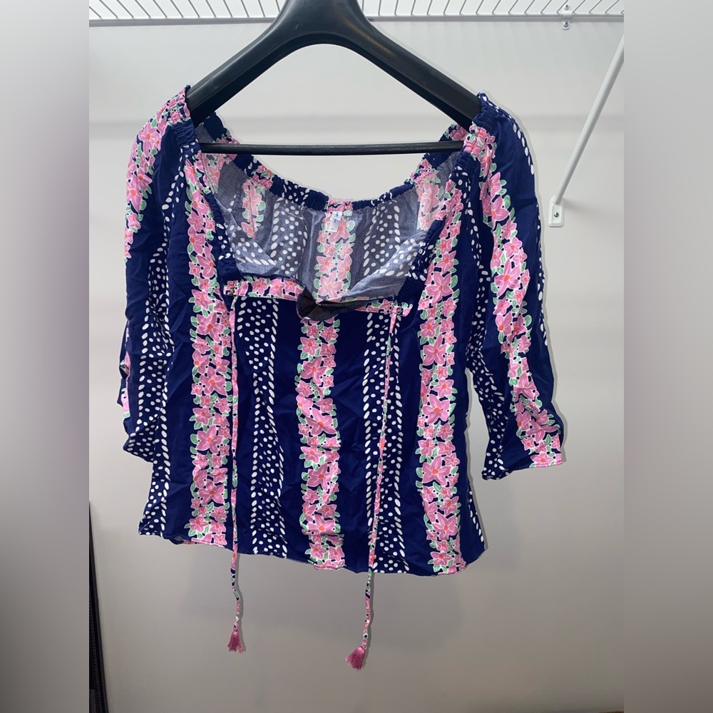 Southern Tide 3/4 sleeve blouse.